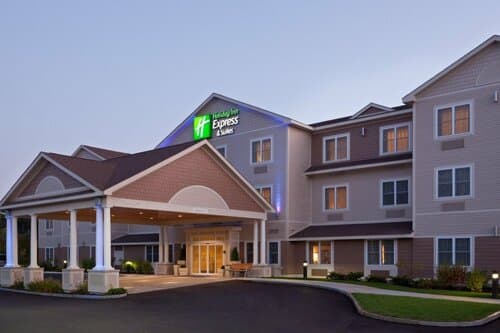 Внешний вид отеля Holiday Inn Express Hotel & Suites Tilton - Lakes Region, an Ihg Hotel