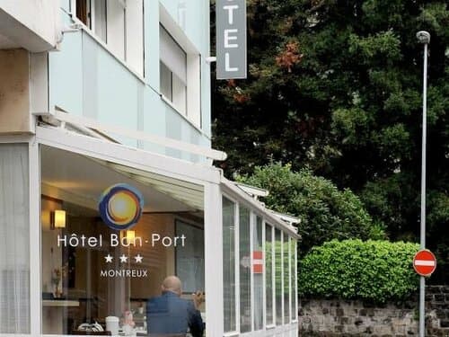 Внешний вид отеля Hotel Bon Port в Монтрё