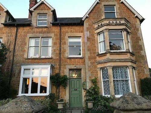 Внешний вид отеля Ellesmere House
