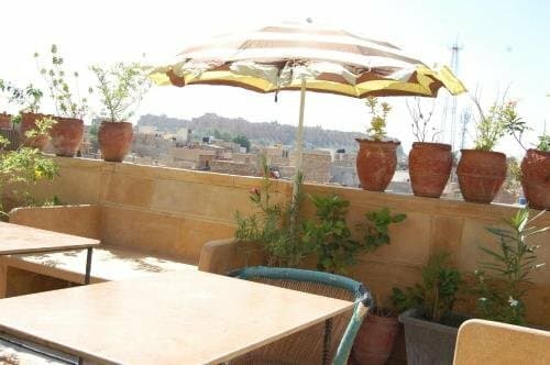 Внешний вид отеля Hotel Pol Haveli