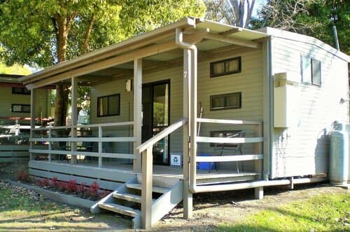 Внешний вид отеля Mallacoota's Shady Gully Caravan Park