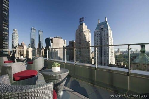 Внешний вид отеля West 57Th Street by Hilton Club в Нью-Йорке Сити
