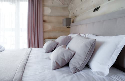 Внешний вид отеля Тайга&Озеро