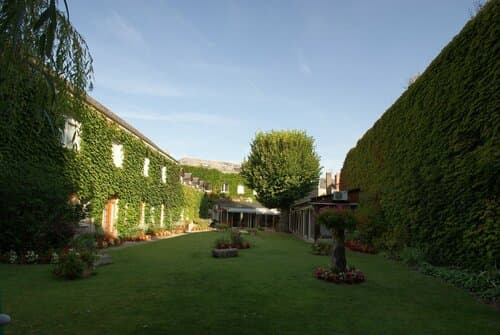 Внешний вид отеля Le Beaugency