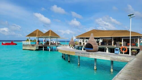 Внешний вид отеля Centara Grand Island Resort and Spa Maldives