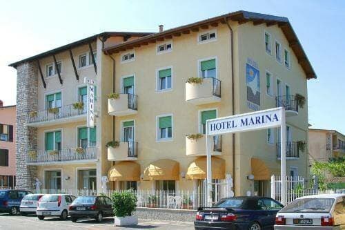 Внешний вид отеля Hotel Marina