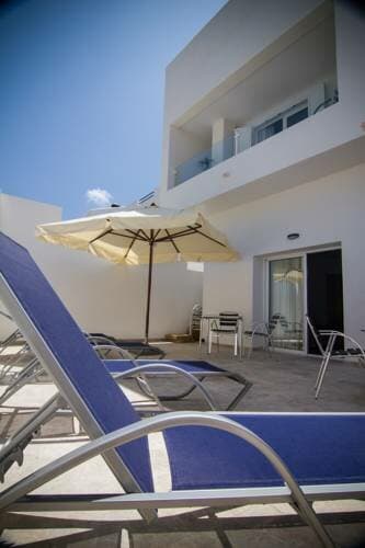 Внешний вид отеля Hotel Senderos