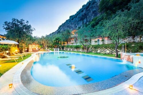 Внешний вид отеля Hotel Continental - TonelliHotels