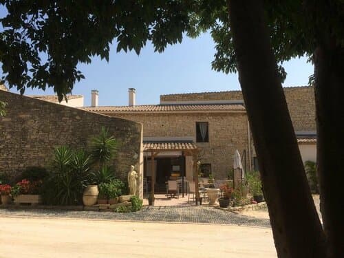 Внешний вид отеля Le Clos des Capitelles