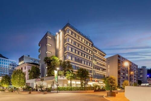 Внешний вид отеля Hotel Admiral в Лугано