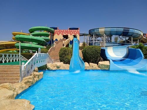 Внешний вид отеля Titanic Resort & Aqua Park