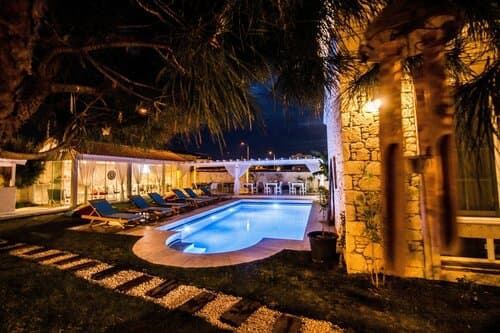 Внешний вид отеля Sandal Alaçatı в Чешме