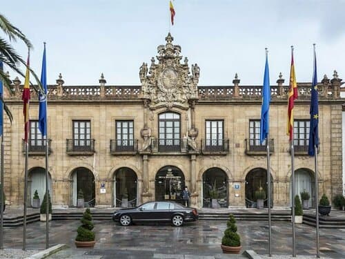 Внешний вид отеля Eurostars Hotel De La Reconquista