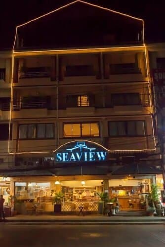 Внешний вид отеля Seaview Hotel Sriracha