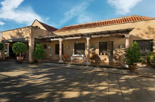 Внешний вид отеля Hotel Riad Arruzafa в Кордове