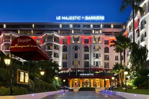 Внешний вид отеля Hotel Barriere Le Majestic в Каннах